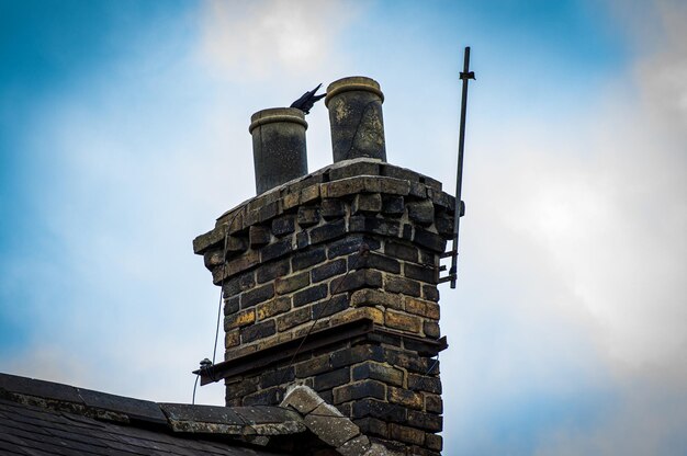 Najwyższe kominy na świecie: Rekordy i technologia budowy